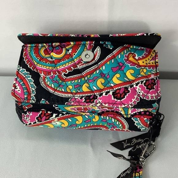 Vera Bradley Handbags - Vera Bradley All-In-One Zip Around Wallet